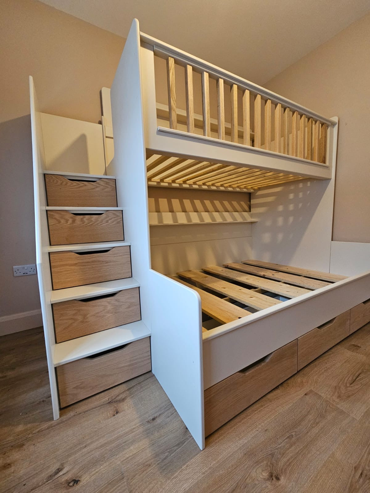 Deluxe Bunk (oak stairs)